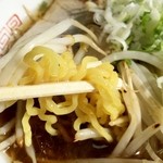 味の五十番 - 平成27年9月 もやしラーメンこってり正油860円の麺