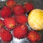 KCC Saturday Farmers' Market - 2015年のRambutan(ランブータン)とPirie Mango(ピリ―･マンゴー)