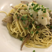 ブラチェリア バーヴァ - 豚ばら肉と長ネギの和風パスタ
