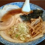 ○決 - チャーシュー麺