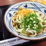 MARUGAME UDON - ぶっかけうどん（俯瞰）
