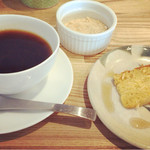 山下さんち - コーヒーとおからのケーキ(ランチ注文の人は400円)