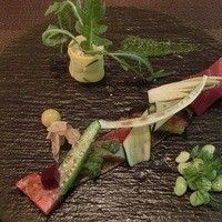 芦屋フレンチ北じま - 
                   
                  前菜（海の幸と有機野菜のサラダ）