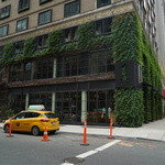 Jams by Jonathan Waxman - 57thと６Aveの交差点