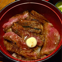 赤坂 津つ井 総本店 - ビフテキ丼