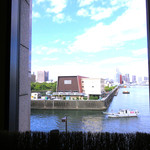 Tsukiji Uemura - 桂の間　注：※窓辺からの景色