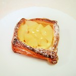 Tonton Hausu - 洋梨とクリームチーズのデニッシュ。160円