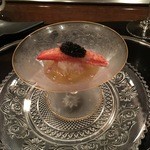 表参道うかい亭 - ズワイ蟹とキャビアのジュレ