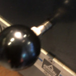 コーヒー ワークス ラボ - 空気量の調節をします。