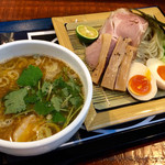 ラーメン愉悦処 似星 - 極淡麗つけ麺