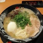 博多一幸舎 - 味玉ラーメン850円