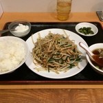 福錦 - 細切り豚肉ともやし炒め定食
