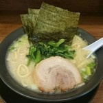 武骨家 - 豚骨塩ラーメン