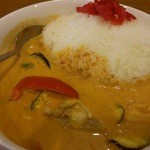 こねぎ屋食堂 - 『レッドカレー・大辛３００ｇ』、旨い、気のせいかルーも大盛。