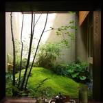 遊形 サロン・ド・テ - 坪庭