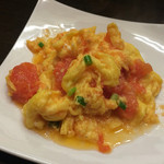 菜香餃子房 - 【2015.10月追加】夏季限定メニュー”玉子とトマトの炒め（400円）”