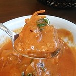 インド・ネパール料理の店 カレーハウス - 日替わりランチ「えのき＆チキン」サラダ・スープ・ドリンク付900円・ナン・ライスおかわり自由