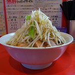 小らーめん（豚2枚買い増し、野菜）