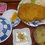 泰平 - とんかつ定食\1,100