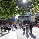 謝甜記 - （おまけ）中華街朝陽門（東門）。今日もたくさんの観光客で賑わいます