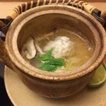 赤坂 ひかわ - 素晴らしい味の松茸と鱧の土瓶蒸し  出汁が素晴らしい