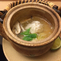 赤坂 ひかわ - 素晴らしい味の松茸と鱧の土瓶蒸し  出汁が素晴らしい