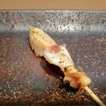 すし匠 - 北寄貝のかしら・水管・肝を串で