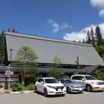 茶茶 - 高山市丹生川町・じねんのむら「茶茶」。今日は快晴、行楽日和です！
