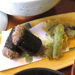 茶茶 - 自然薯の天ぷらはもっちり感十分。餅のようなリッチ食感！