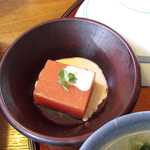 茶茶 - 飛騨トマトのゼリー寄せ。甘さはなく、天然の酸味でさっぱり！