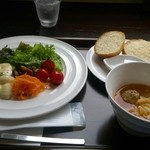 マーシュマロウ - 美味。お芋のﾆｮｯｷ　肉団子のトマトスープ