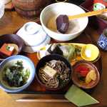 茶茶 - とろろ定食・竹（￥1944）。テーブル一杯に展開される山の幸！