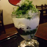Okame Koujimachi - 【おかめパフェ】かき氷もお抹茶も味わえちゃう一番欲張りパフェ。