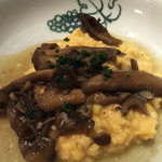 ヴィラデスト ガーデンファーム アンド ワイナリー - ウフブルイエ　きのこソース