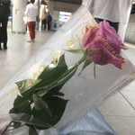 FLOWER BAR GARDENA - （前回）らぁ、駅ホームで途方に暮れる。