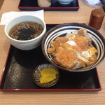 わだ泉 - カツ丼950円+かけそば並200円