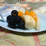 花いち - ［夜食］部屋には夜食のフルーツ