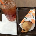 サンマルクカフェ&茶 - オレンジチョコクロとアイスティー L