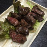 牛もつ鍋 川端 - サガリはジューシーで肉汁ウマシ