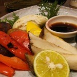 最強鮨居酒屋 やまのや - 炭焼き野菜盛り合わせ