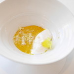 エスキス - かぼちゃのヴルーテ、ピューレとスープの間くらいの濃さのあるシチューのような一品