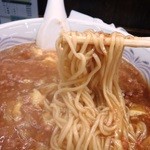 尾道らーめん　天華 - 麺はこんな感じ　太目