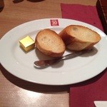 ピア 30 グリル - パン