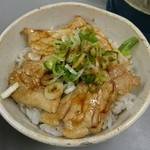 まるたかラーメン - ミニ豚丼