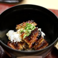 銀座 小十 - 琵琶湖の天然鰻の丼