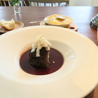 Moliere Cafe 降っても晴れても_1