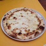 スプーンフル - ピザ　４種のチーズ
