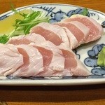 やきとり呑斗 - とりわさハーフ、350円です。