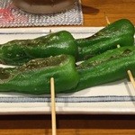 やきとり呑斗 - ピーマン焼き、300円です。