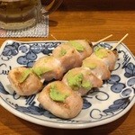 やきとり呑斗 - ささみわさび焼き、400円です。